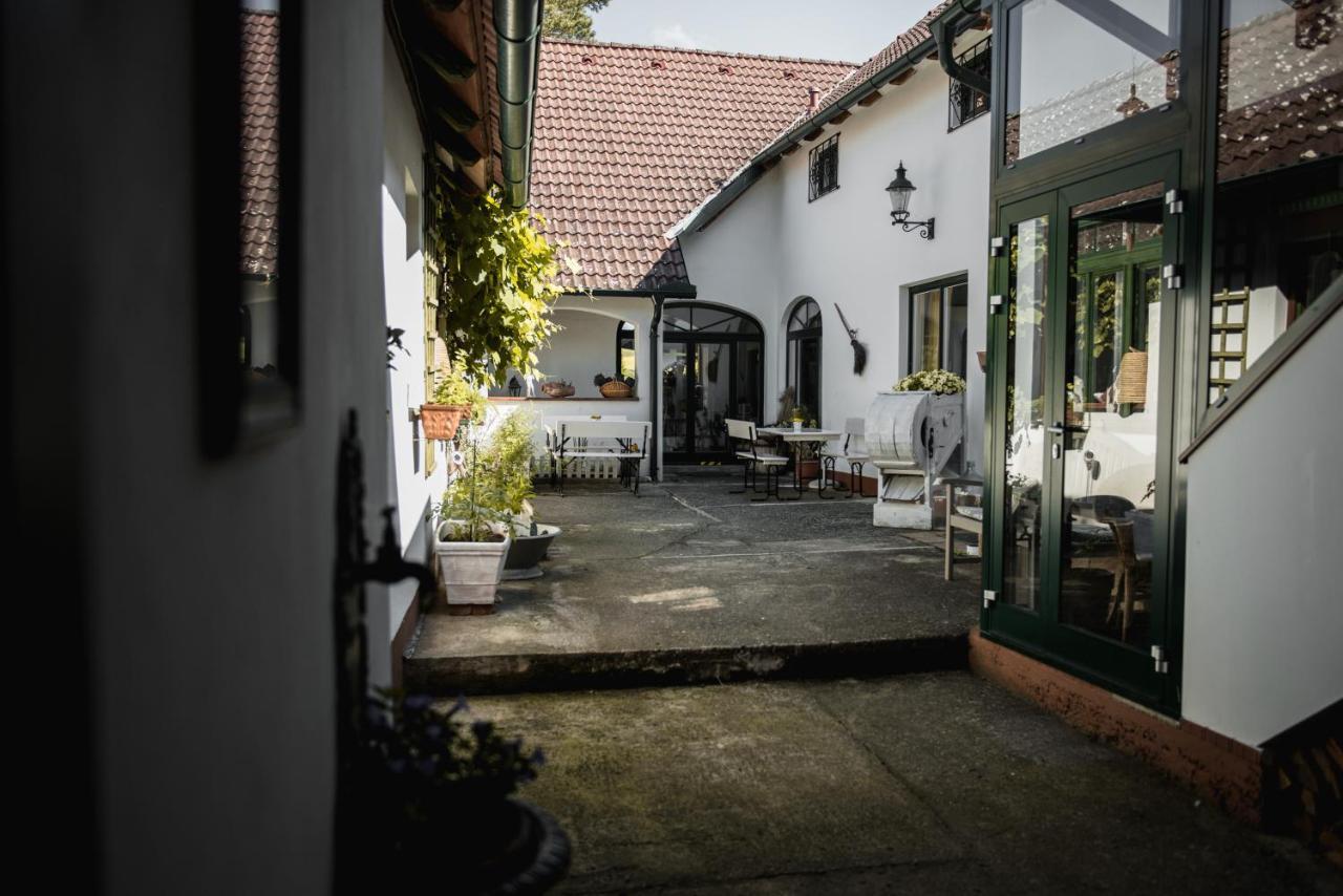 Derhofrat Apartment Litzelsdorf Bagian luar foto
